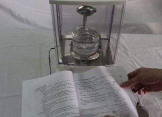 Cân tỹ trọng 4 số lẻ HT Vibra Nhật Bản AOIP Việt Nam | Distributor