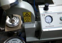 “FIBRETEC BURSTING STRENGTH TESTER – MULLEN TYPE FBI PT 1011B: Thiết bị cần thiết cho nhà máy, phòng thí nghiệm và tự động hóa”