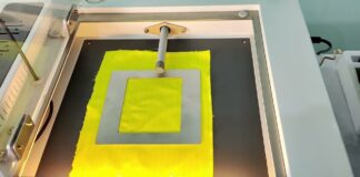 Phân tích và Đánh giá về Thiết bị đo tốc độ khô HTF-036 Video – Công cụ quan trọng cho ngành giày da và dệt may