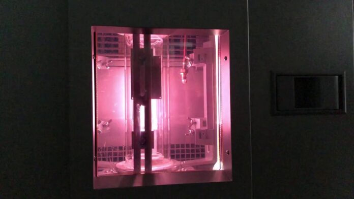 “Thử nghiệm chống thời tiết Xenon Arc RT-307 – Giải pháp tối ưu cho các nhà máy công nghiệp và phòng thí nghiệm”