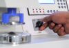 Bursting Strength Tester 4.0 – Giải pháp hiện đại cho việc đo đạc sức bền của bao bì