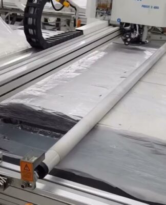 Máy cắt vải tự động Bullmer D8003 – Thiết bị không thể thiếu cho ngành công nghiệp may mặc và may vá