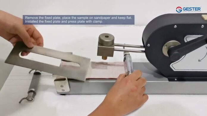 “Máy đo độ phai màu vải GT-D05 – Giải pháp tối ưu cho nhà máy và phòng thí nghiệm”