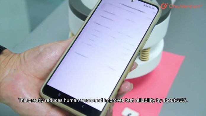 “Bộ dụng cụ SmarTexLab – Giúp tăng cường độ chính xác lên tới 30% và tốc độ xử lý nhanh hơn 50% trong việc kiểm tra vải”