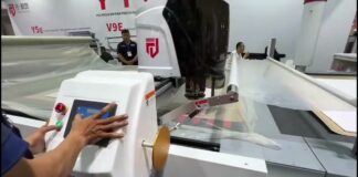 “Tận hưởng sự tiện lợi và hiệu quả với máy cắt vải tự động YYC – giải pháp hoàn hảo cho nhà máy của bạn!”