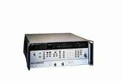 Hewlett-Packard / Agilent Technologies, Synthesized Signal Generator, 100 kHz to 2060 MHz (8657B)