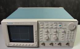 Tektronix, Digital: 500MHz,1GSa/s,4ch (TDS540)