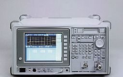 Advantest-Spectrum Analyzer (Model R3272)